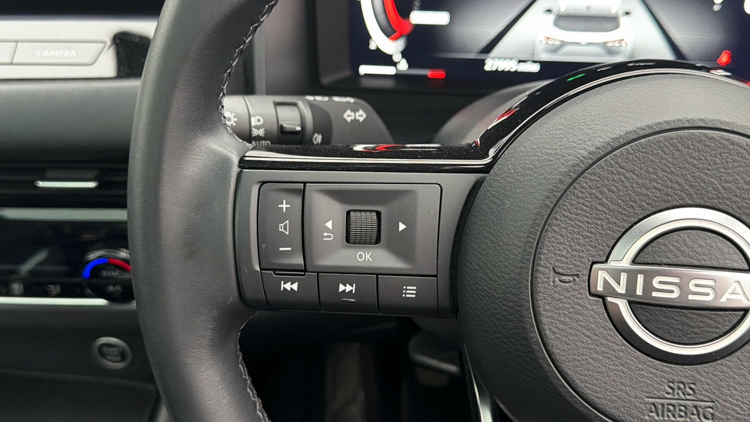 Used Nissan Qashqai for sale - 77921635: Photo 23