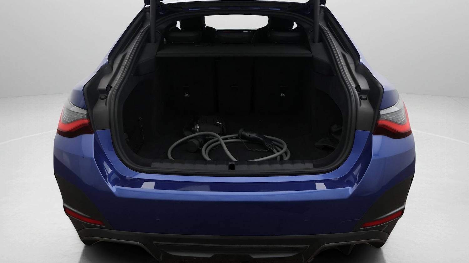 Used BMW i4 2024 for sale - 77635309: Photo 17