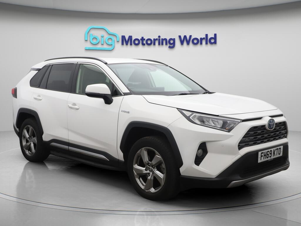 Used Toyota RAV4 2020 for sale - 76247544: Photo 1