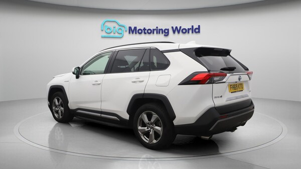 Used Toyota RAV4 2020 for sale - 76247544: Photo 6