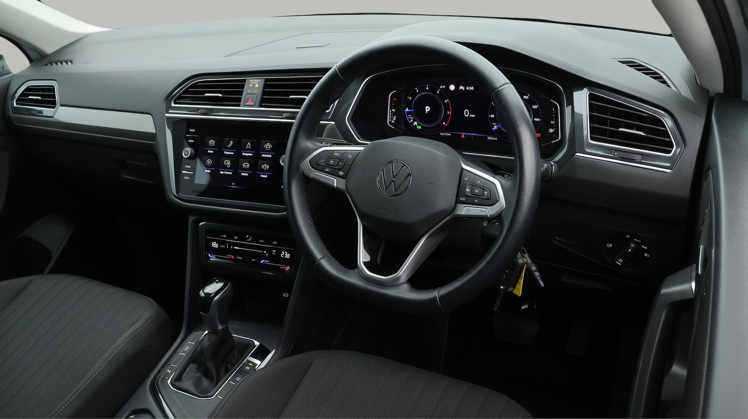 Used Volkswagen Tiguan Allspace 2023 for sale - 76072113: Photo 11