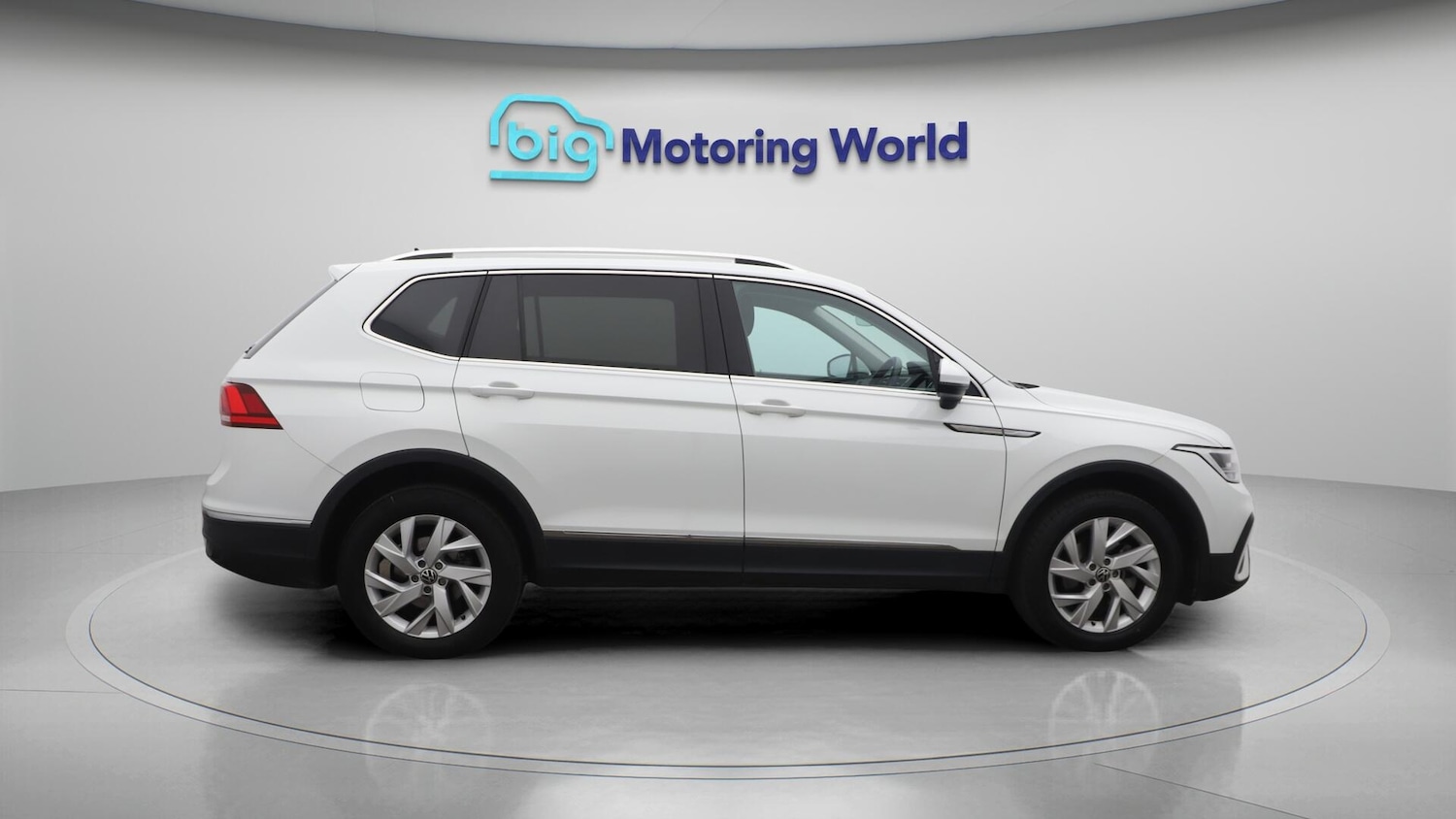 Used Volkswagen Tiguan Allspace 2023 for sale - 76072113: Photo 9