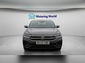 Used Volkswagen T-Roc 2022 for sale - 75697015: Photo