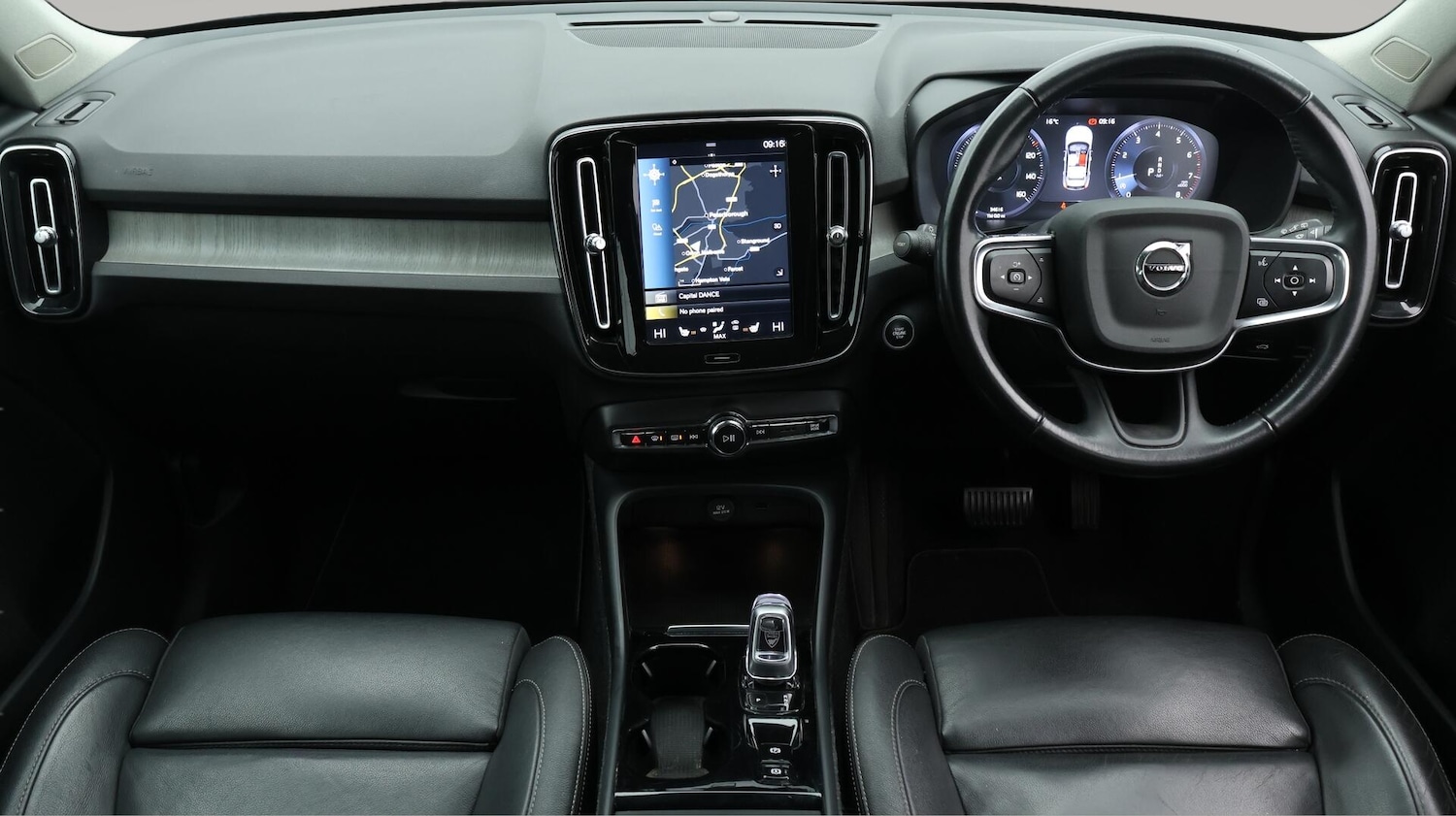 Used Volvo XC40 2021 for sale - 76607602: Photo 14