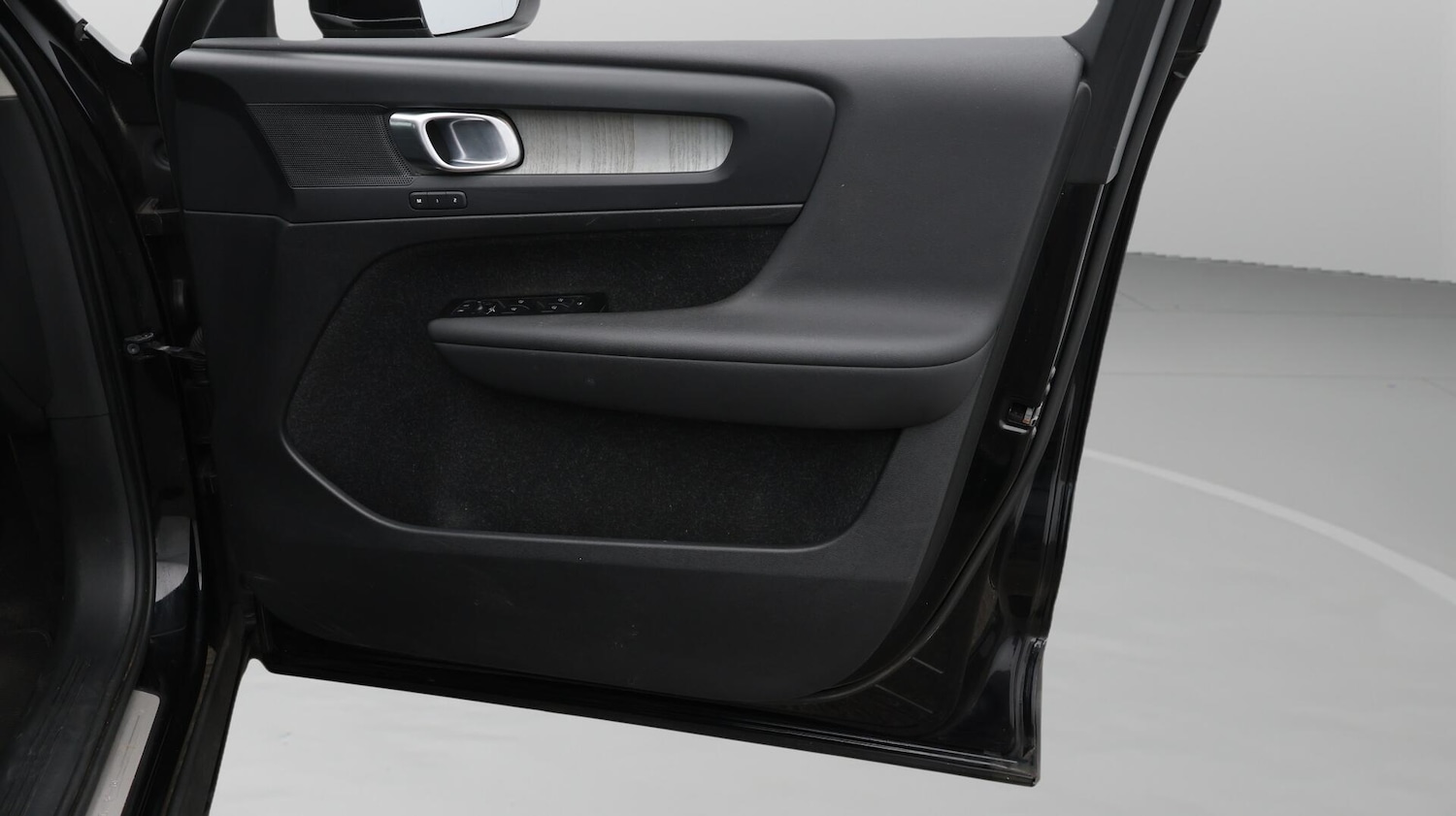 Used Volvo XC40 2021 for sale - 76607602: Photo 16