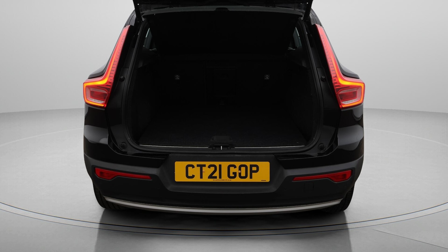 Used Volvo XC40 2021 for sale - 76607602: Photo 18