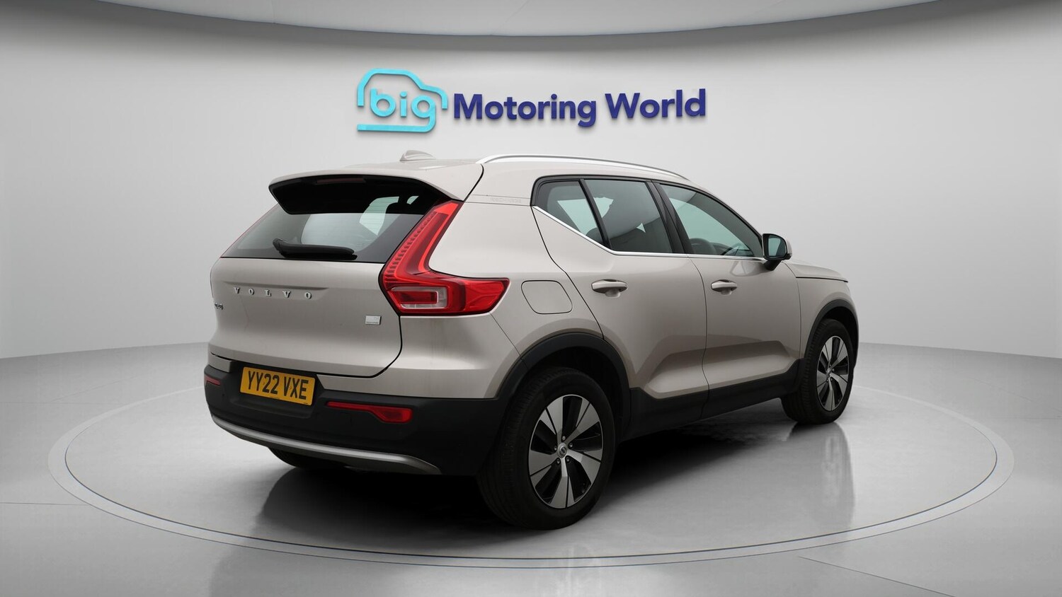 Used Volvo XC40 for sale - 76658666: Photo 8