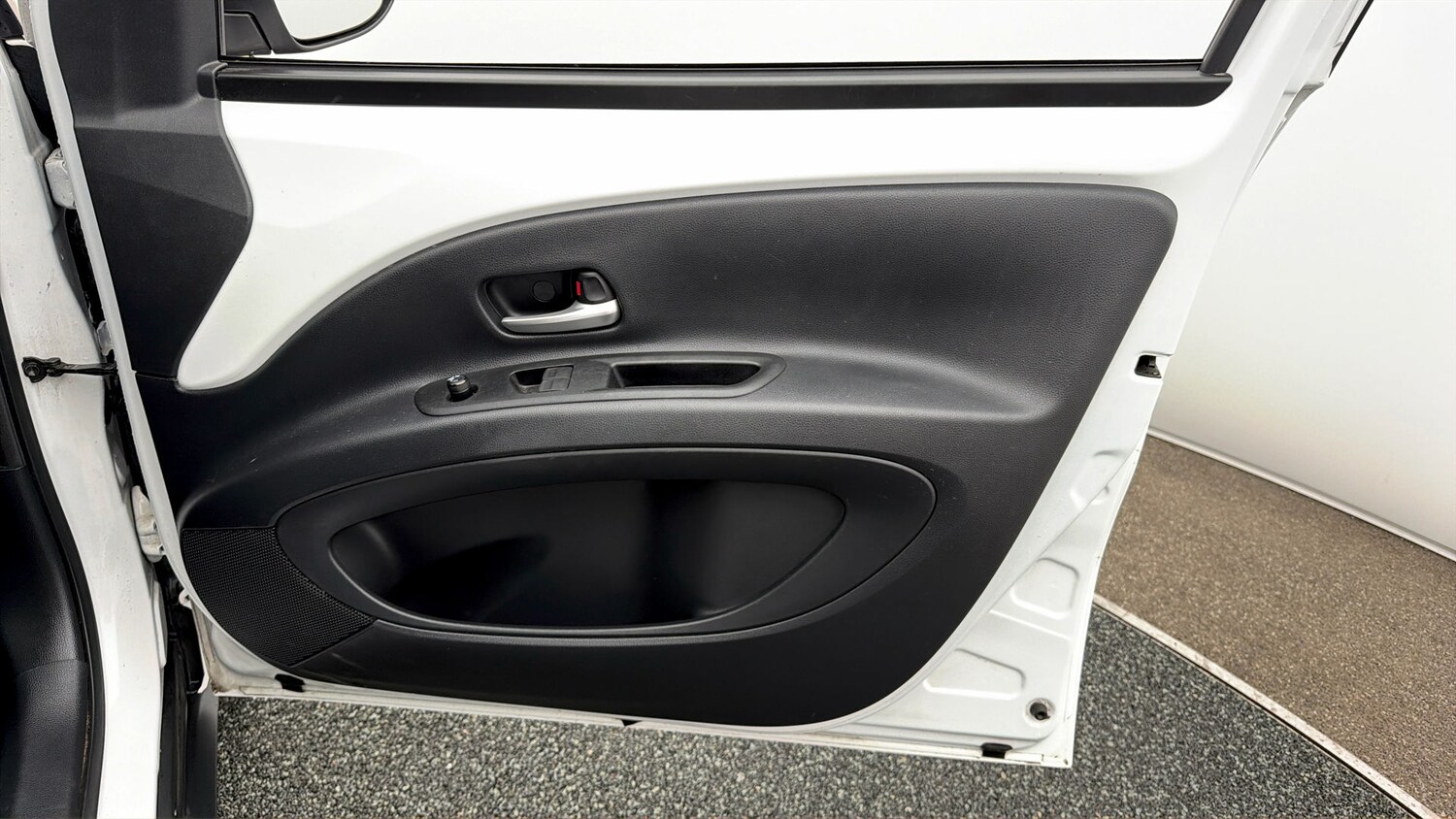 Used Toyota Aygo X 2024 for sale - 78197399: Photo 14