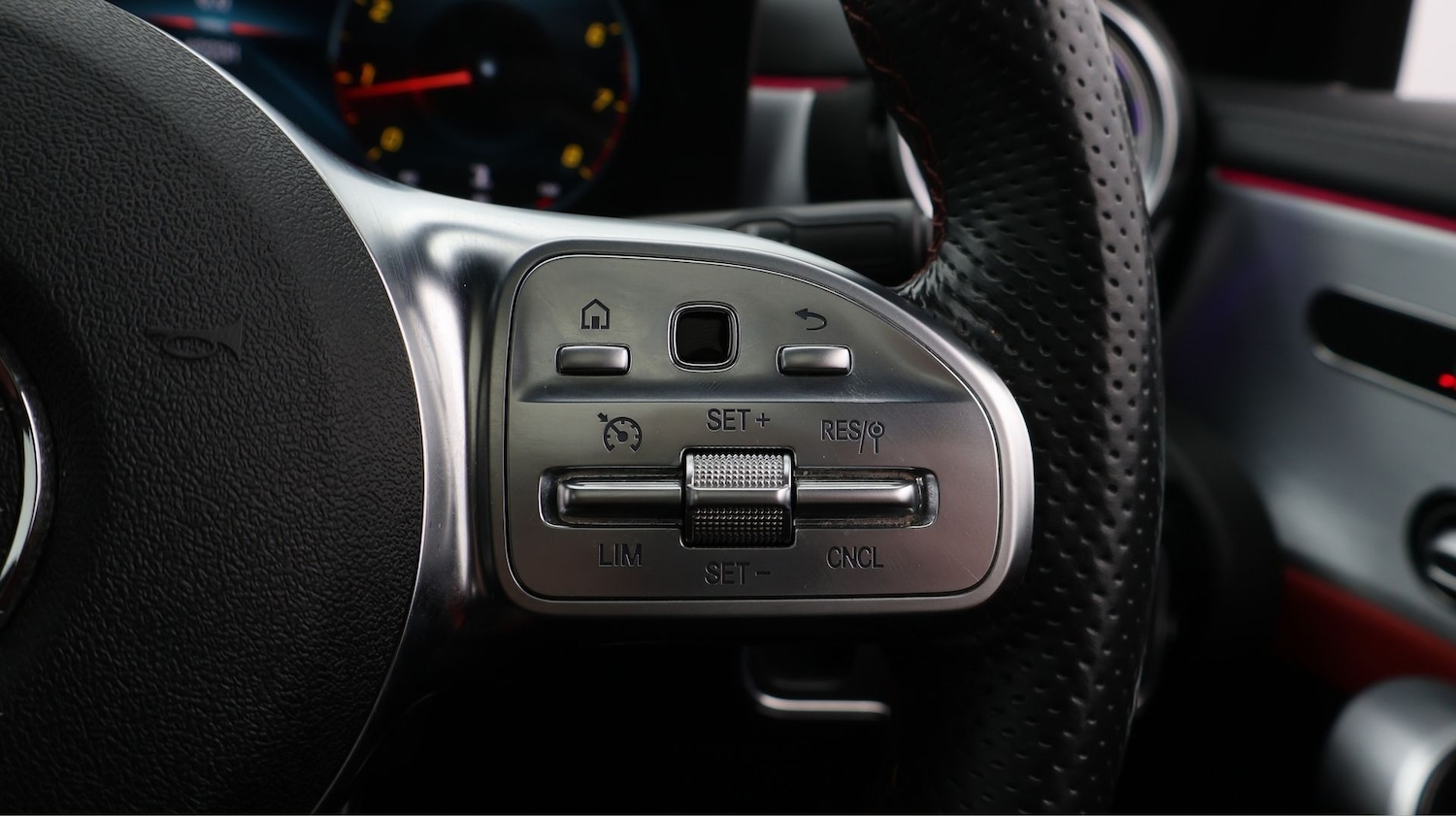 Used Mercedes-Benz CLA 2021 for sale - 77656650: Photo 28