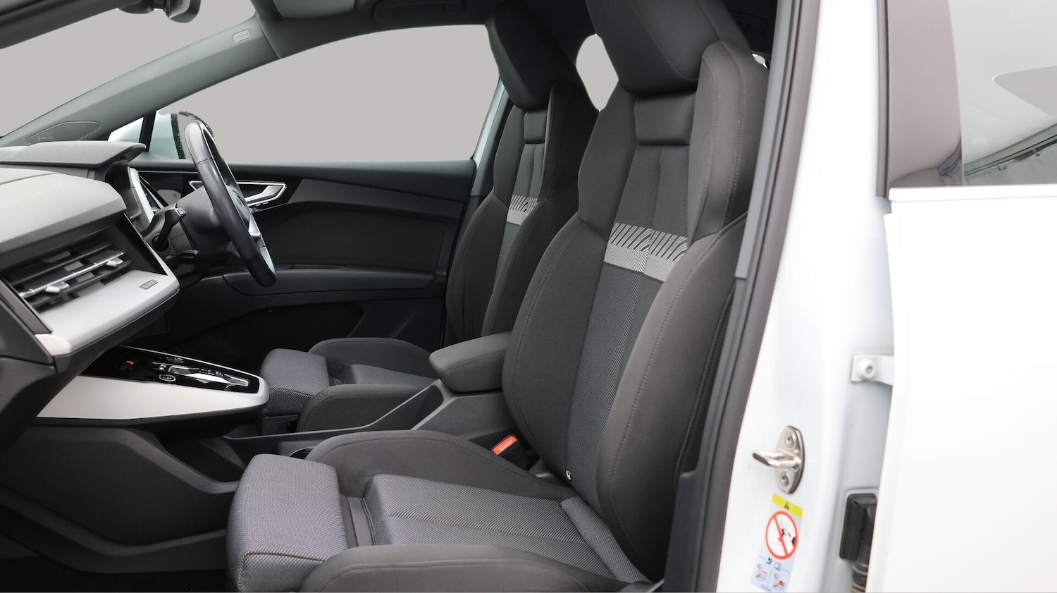 Used Audi Q4 e-tron 2022 for sale - 76370198: Photo 15