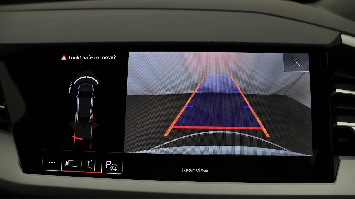 Used Audi Q4 e-tron 2022 for sale - 76370198: Photo 27