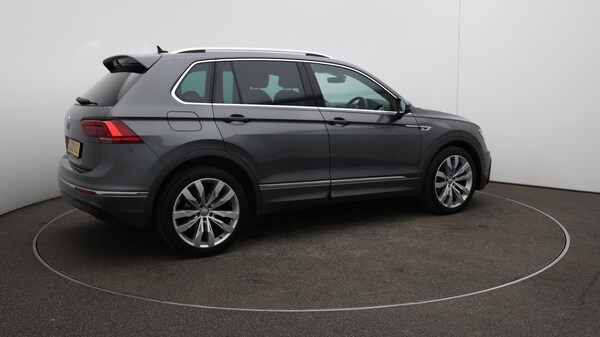 Used Volkswagen Tiguan 2020 for sale - 76247948: Photo 56