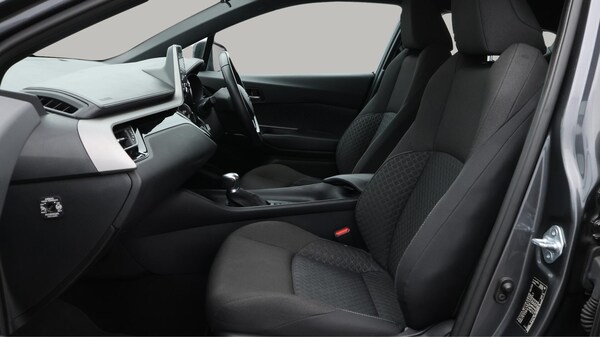 Used Toyota C-HR 2022 for sale - 76282726: Photo 15