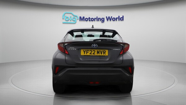Used Toyota C-HR 2022 for sale - 76282726: Photo 7