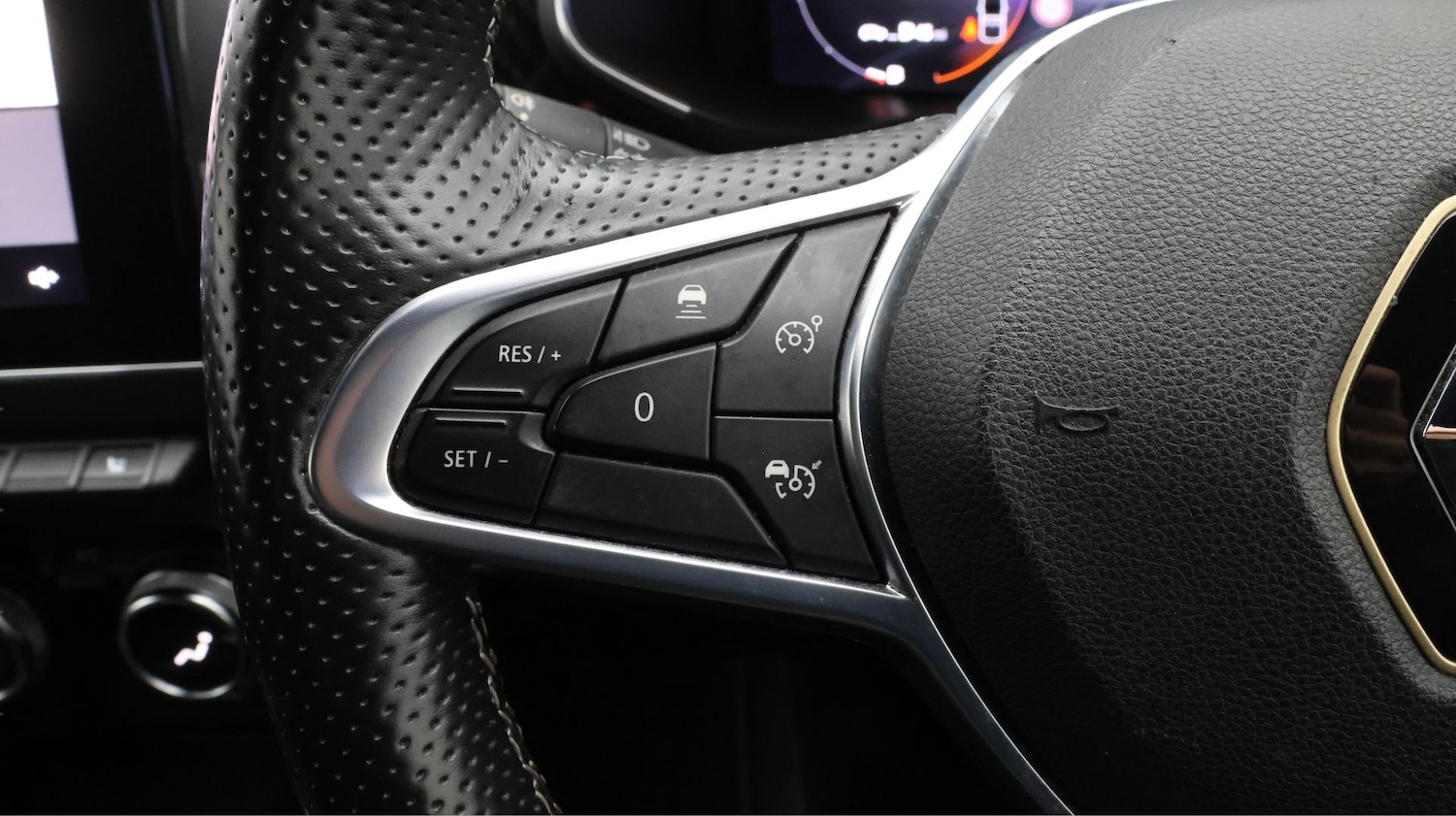 Used Renault Arkana 2023 for sale - 77652444: Photo 21