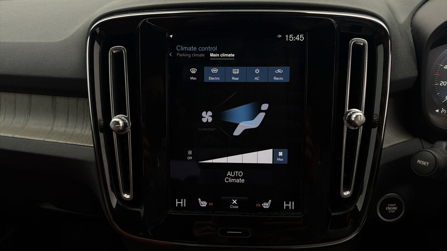 Used Volvo XC40 for sale - 78176664: Photo 11