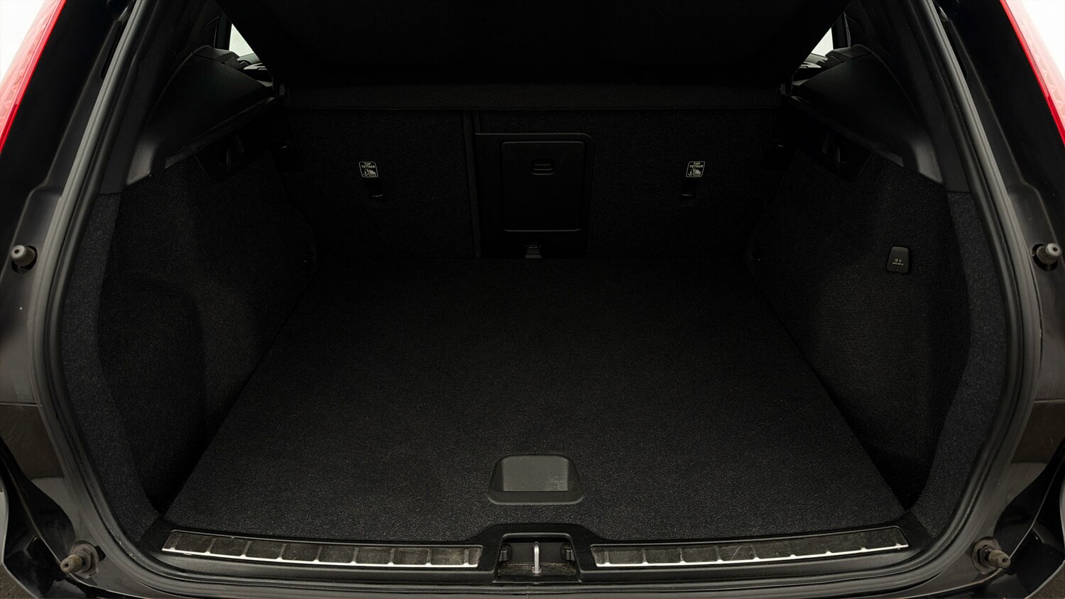 Used Volvo XC40 for sale - 78176664: Photo 16