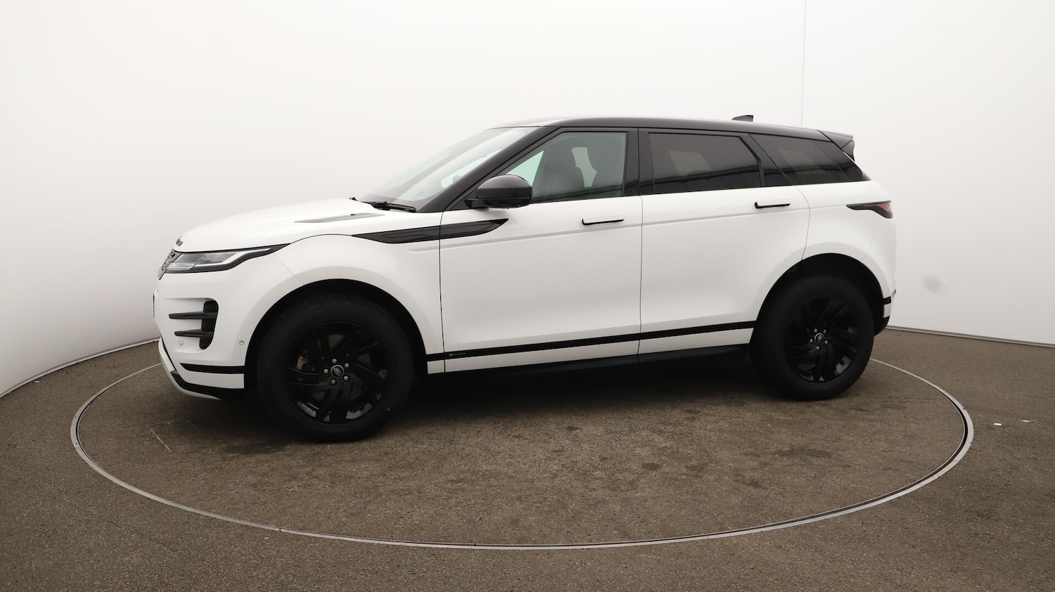 Used Land Rover Range Rover Evoque 2021 for sale - 76152773: Photo 67