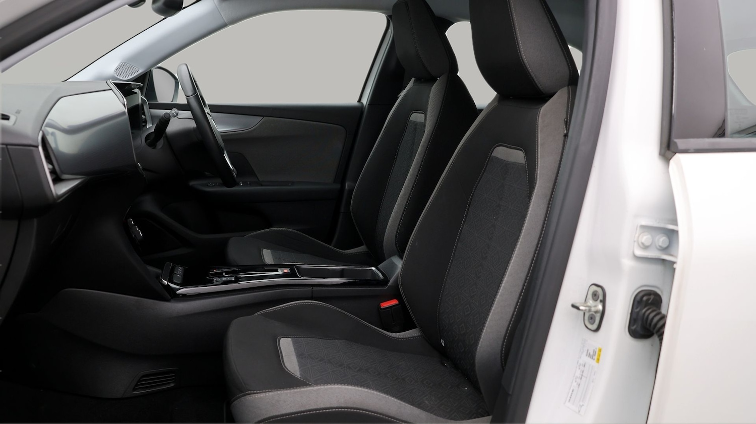 Used Vauxhall Mokka 2023 for sale - 77746111: Photo 14