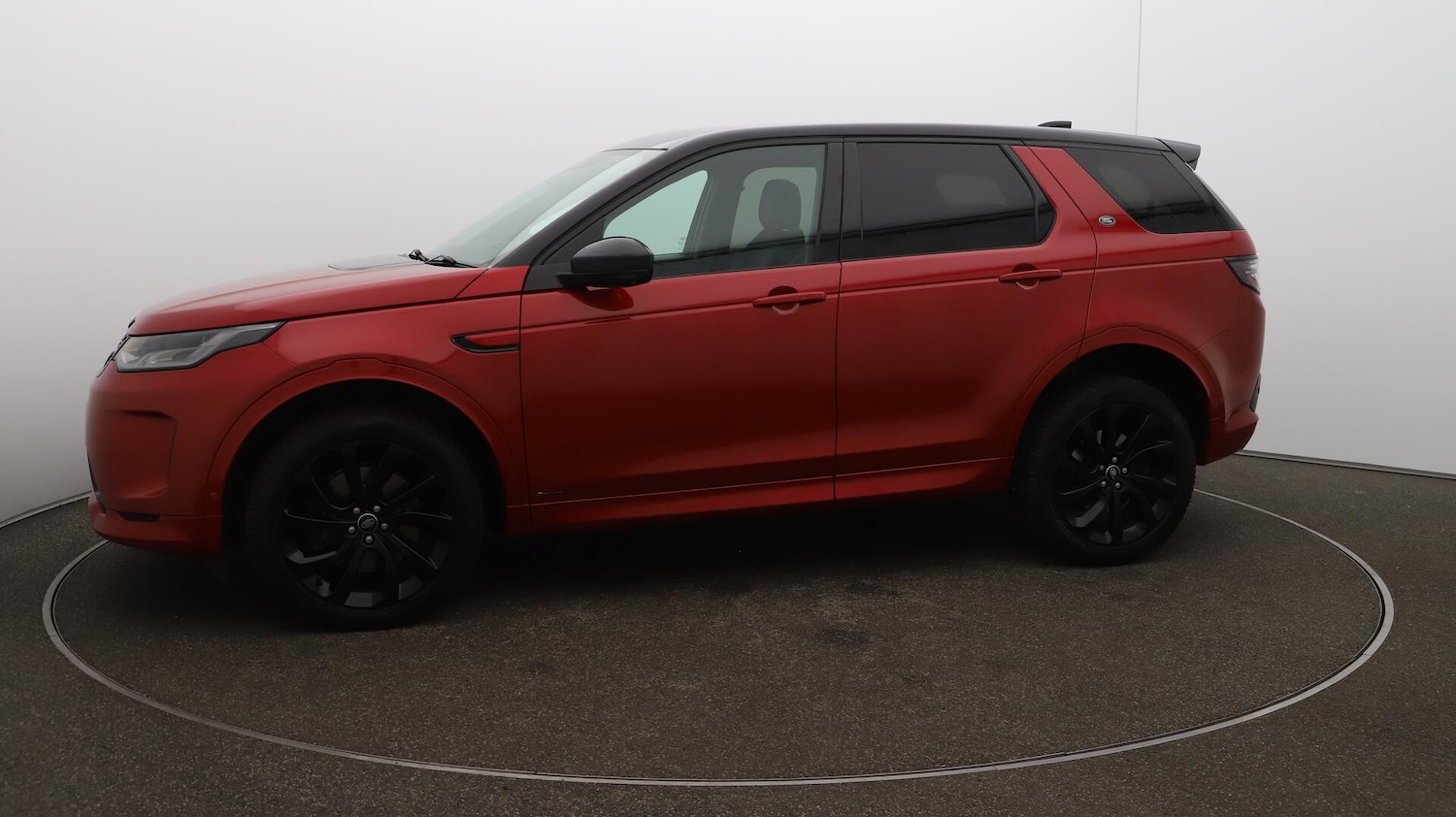 Used Land Rover Discovery Sport 2021 for sale - 76398892: Photo 70