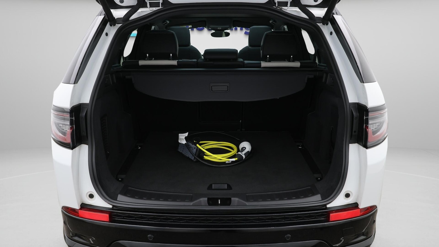 Used Land Rover Discovery Sport 2023 for sale - 76646228: Photo 18