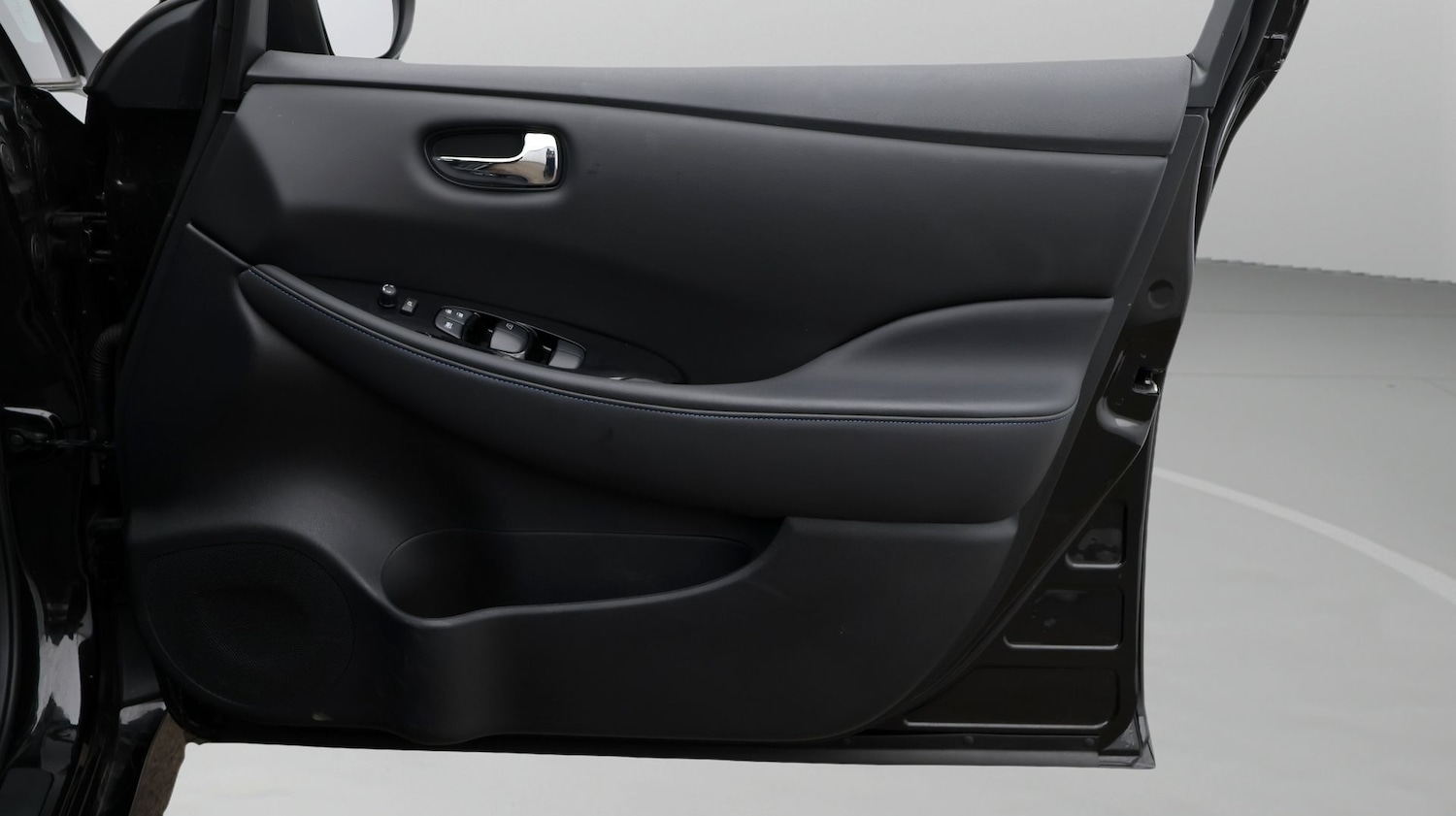 Used Nissan Leaf 2022 for sale - 77137155: Photo 15