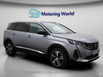 Peugeot - 5008