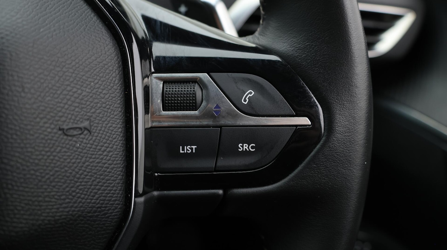Used Peugeot 5008 2023 for sale - 76073179: Photo 26