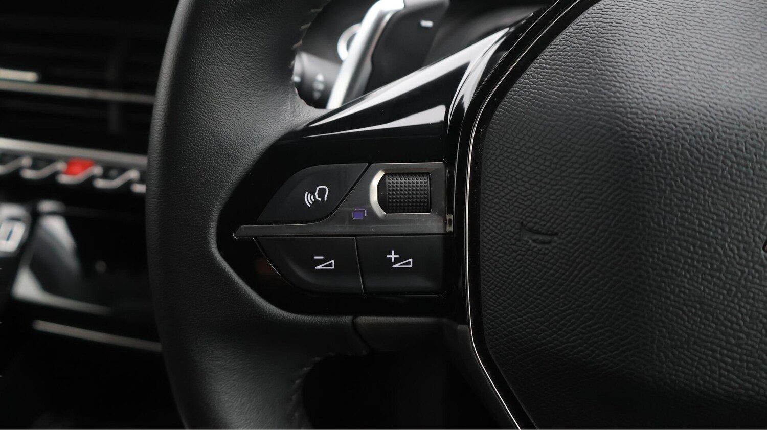 Used Peugeot 208 2023 for sale - 76562037: Photo 23