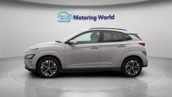 Used Hyundai KONA 2022 for sale - 76200938: Photo 5