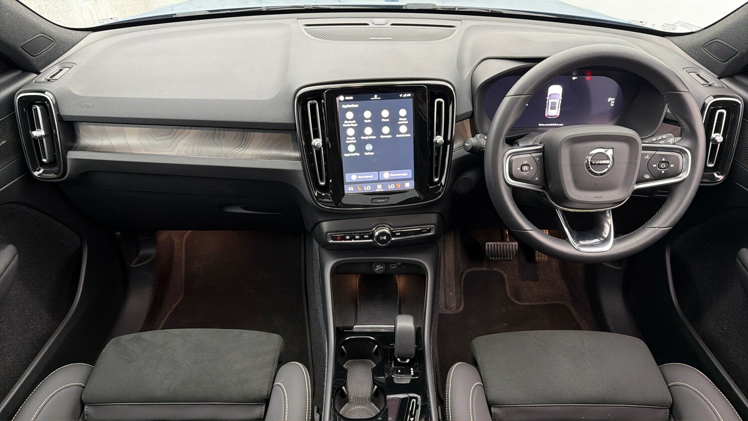 Used Volvo EX40 2024 for sale - 78178228: Photo 12