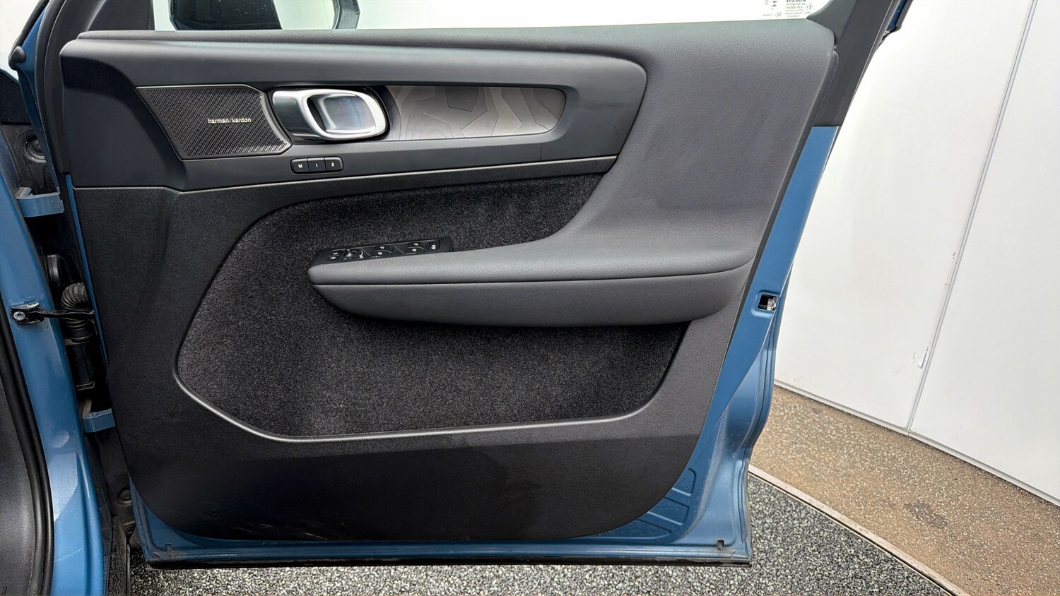 Used Volvo EX40 2024 for sale - 78178228: Photo 14