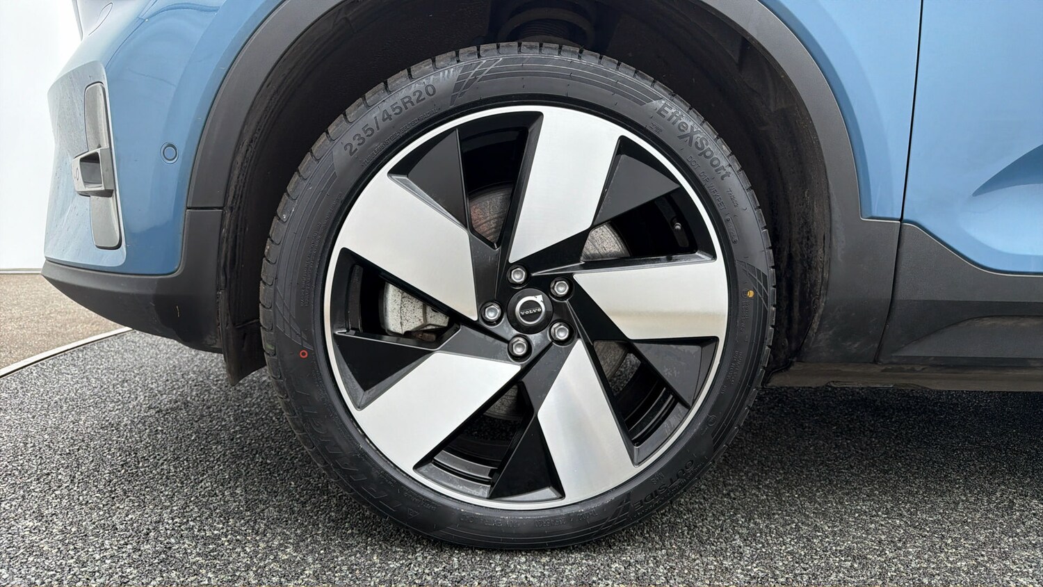 Used Volvo EX40 2024 for sale - 78178228: Photo 17