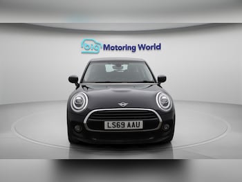 Used MINI Hatch 2019 for sale - 76473731: Photo