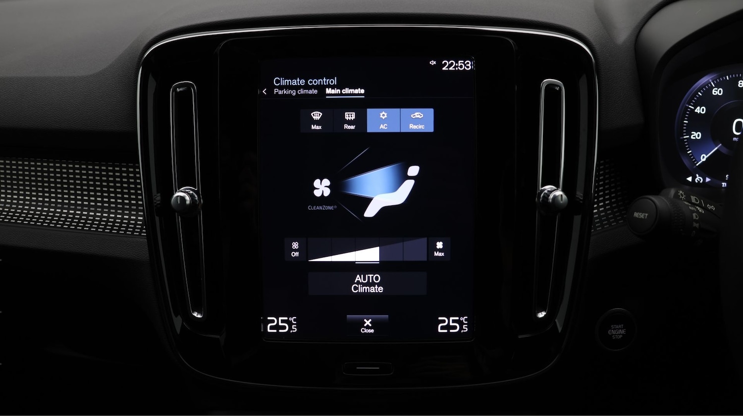 Used Volvo XC40 for sale - 77324589: Photo 12