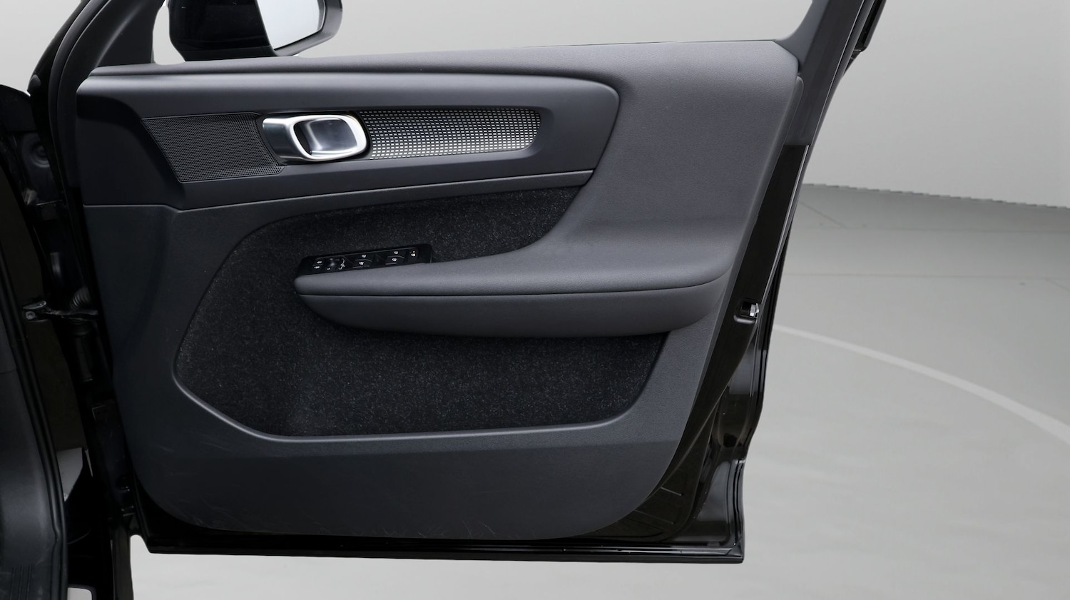 Used Volvo XC40 for sale - 77324589: Photo 15