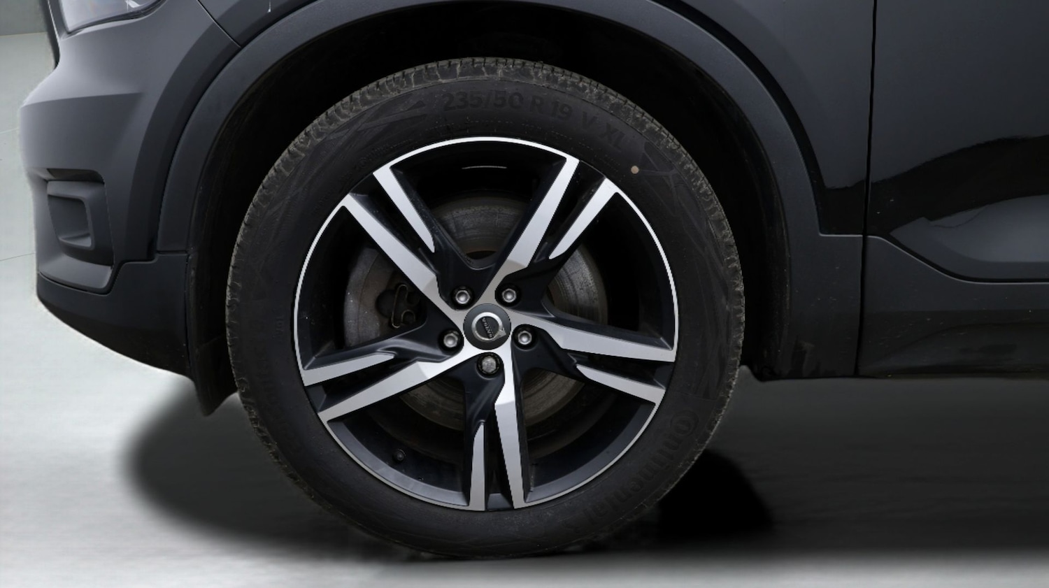 Used Volvo XC40 for sale - 77324589: Photo 18