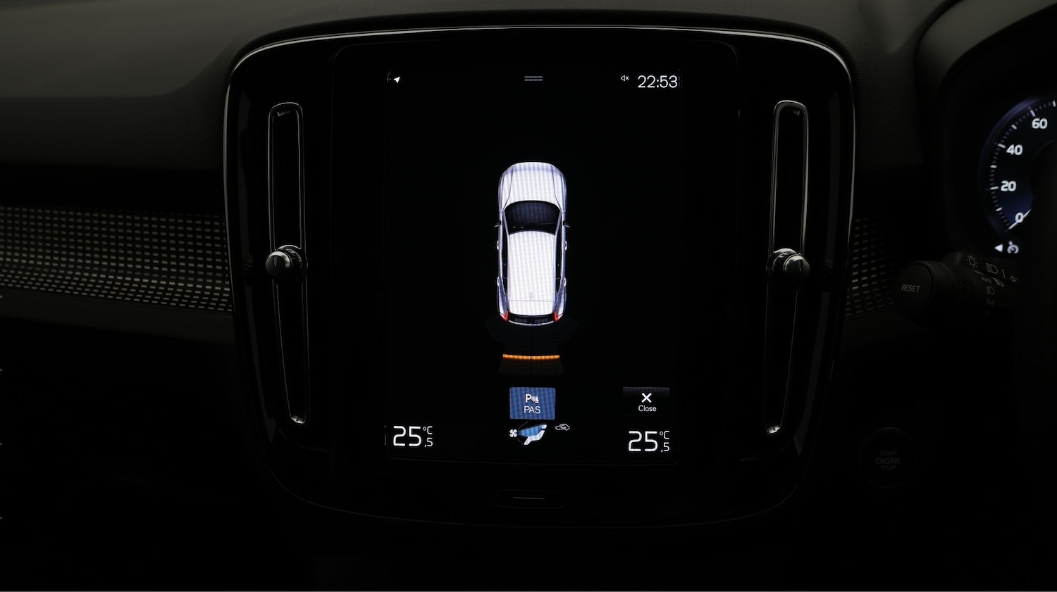 Used Volvo XC40 for sale - 77324589: Photo 24