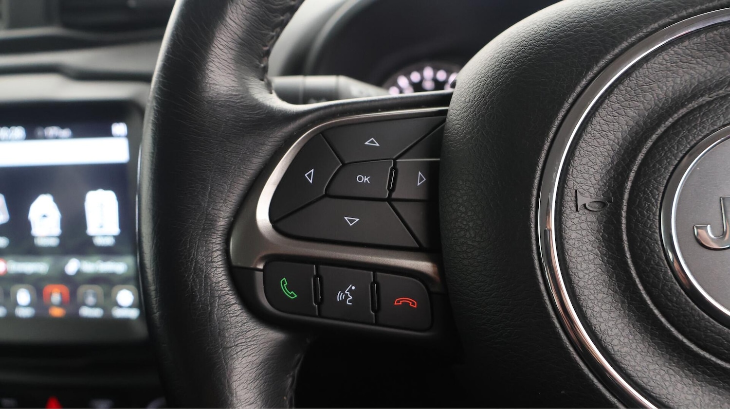Used Jeep Renegade 2019 for sale - 76336489: Photo 24