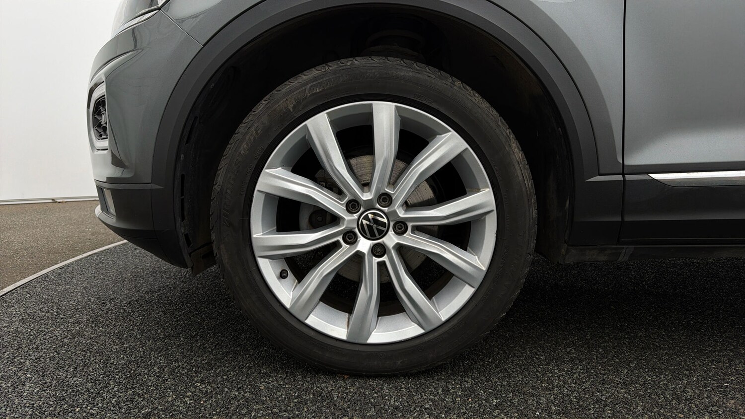 Used Volkswagen T-Roc for sale - 78223111: Photo 17