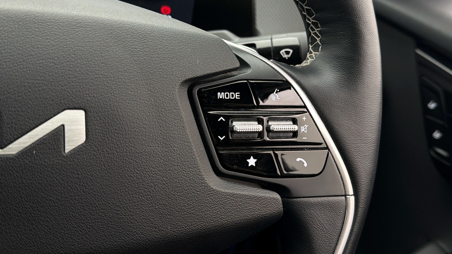 Used Kia EV6 2023 for sale - 78031500: Photo 23