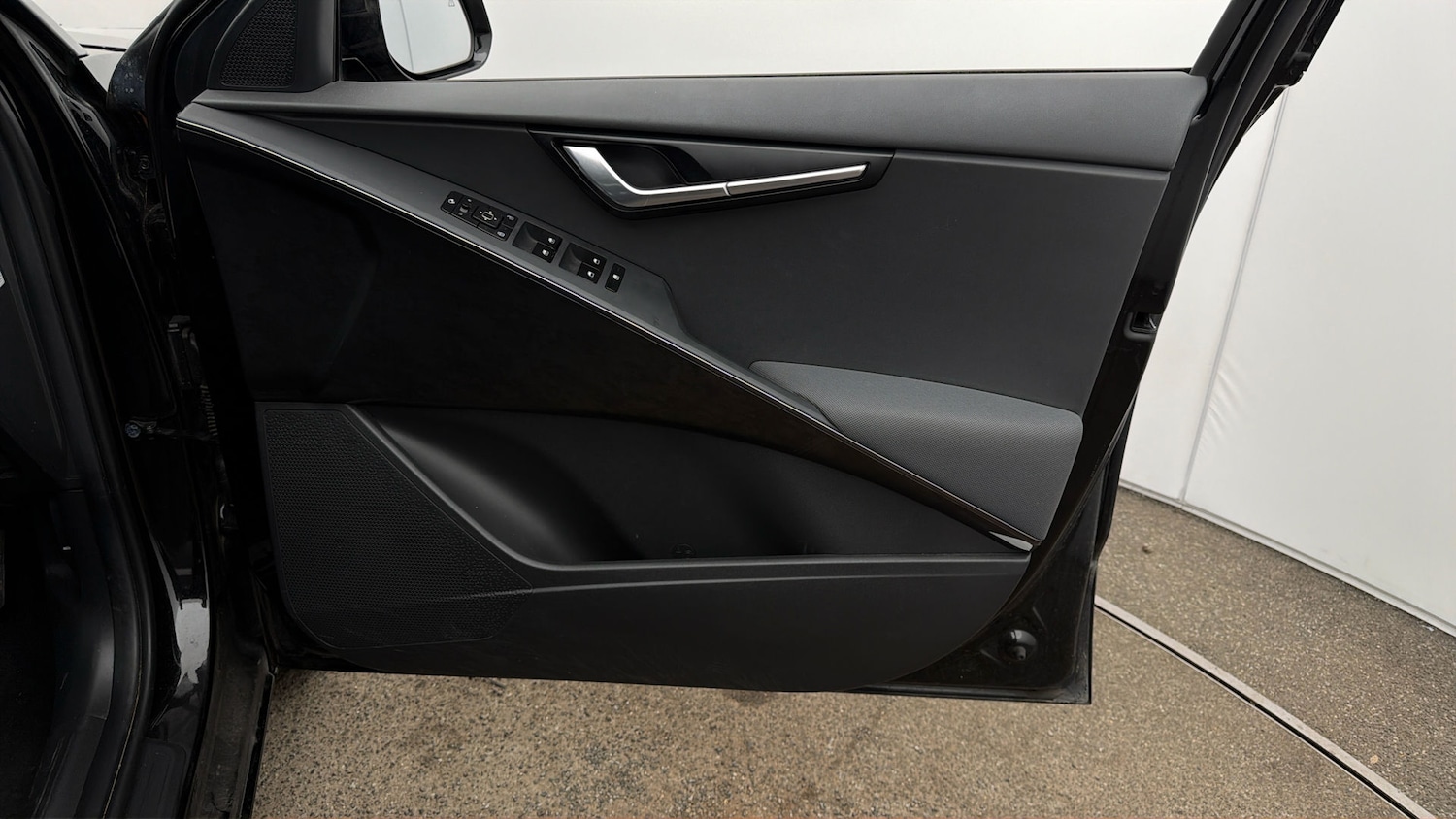 Used Kia Niro 2023 for sale - 77946886: Photo 14