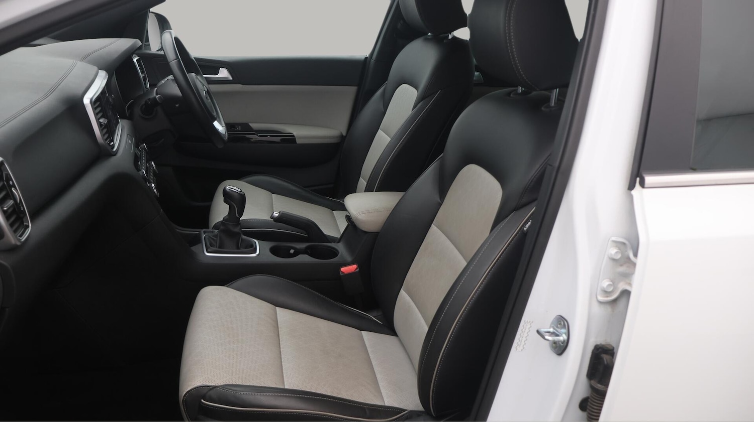 Used Kia Sportage 2021 for sale - 76349192: Photo 15