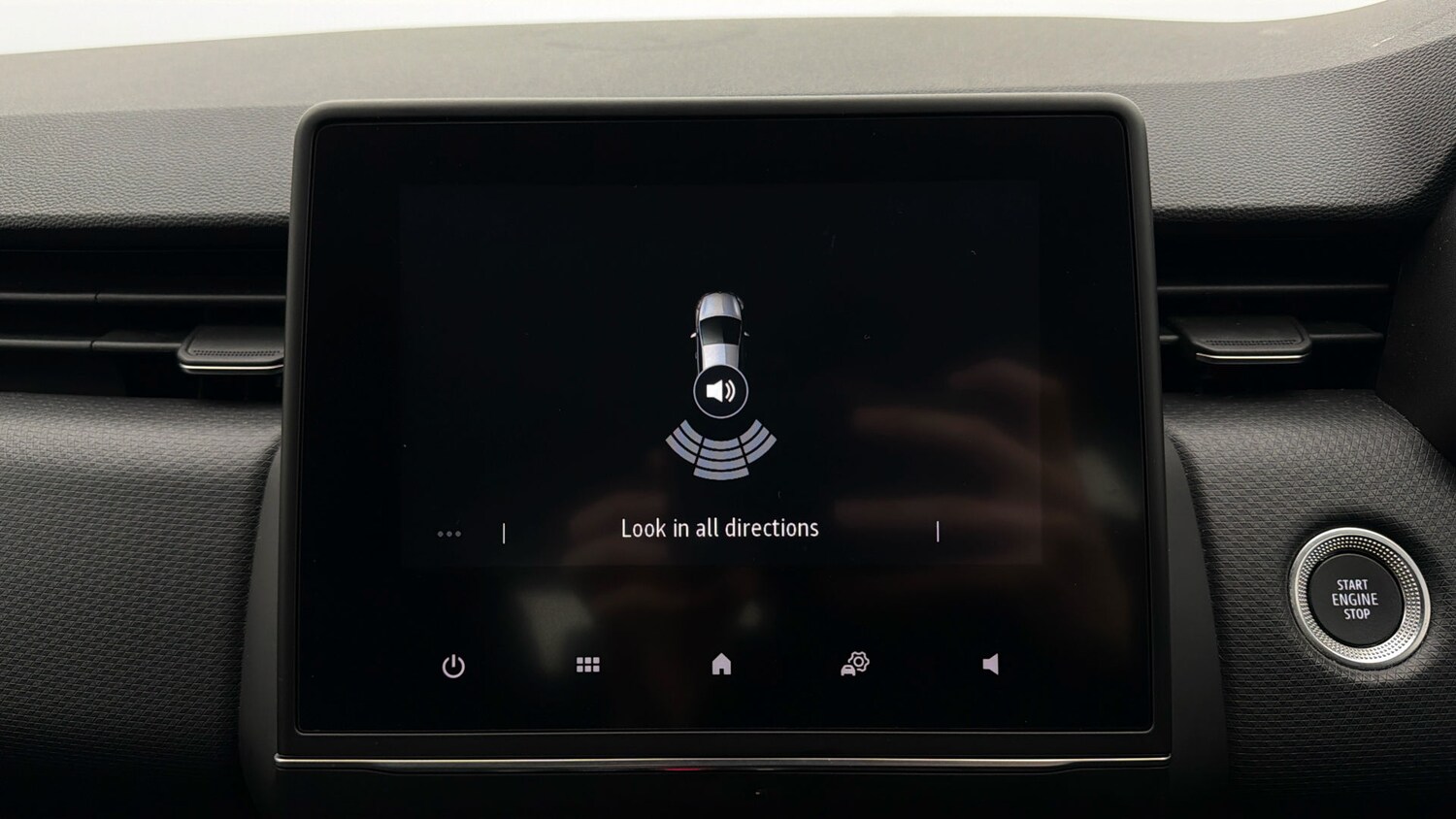 Used Renault Clio 2022 for sale - 77888296: Photo 16