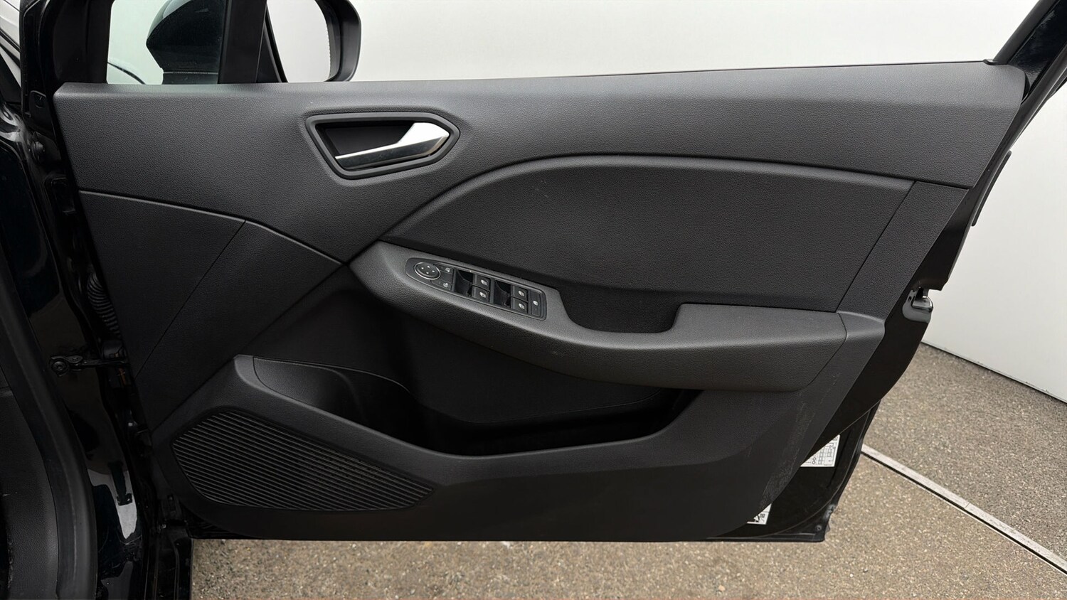 Used Renault Clio 2022 for sale - 77888296: Photo 6