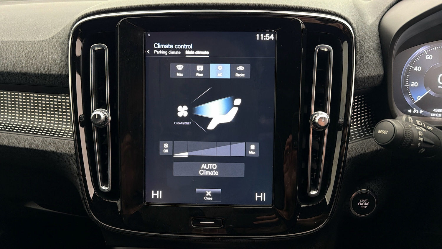 Used Volvo XC40 2022 for sale - 77985166: Photo 11