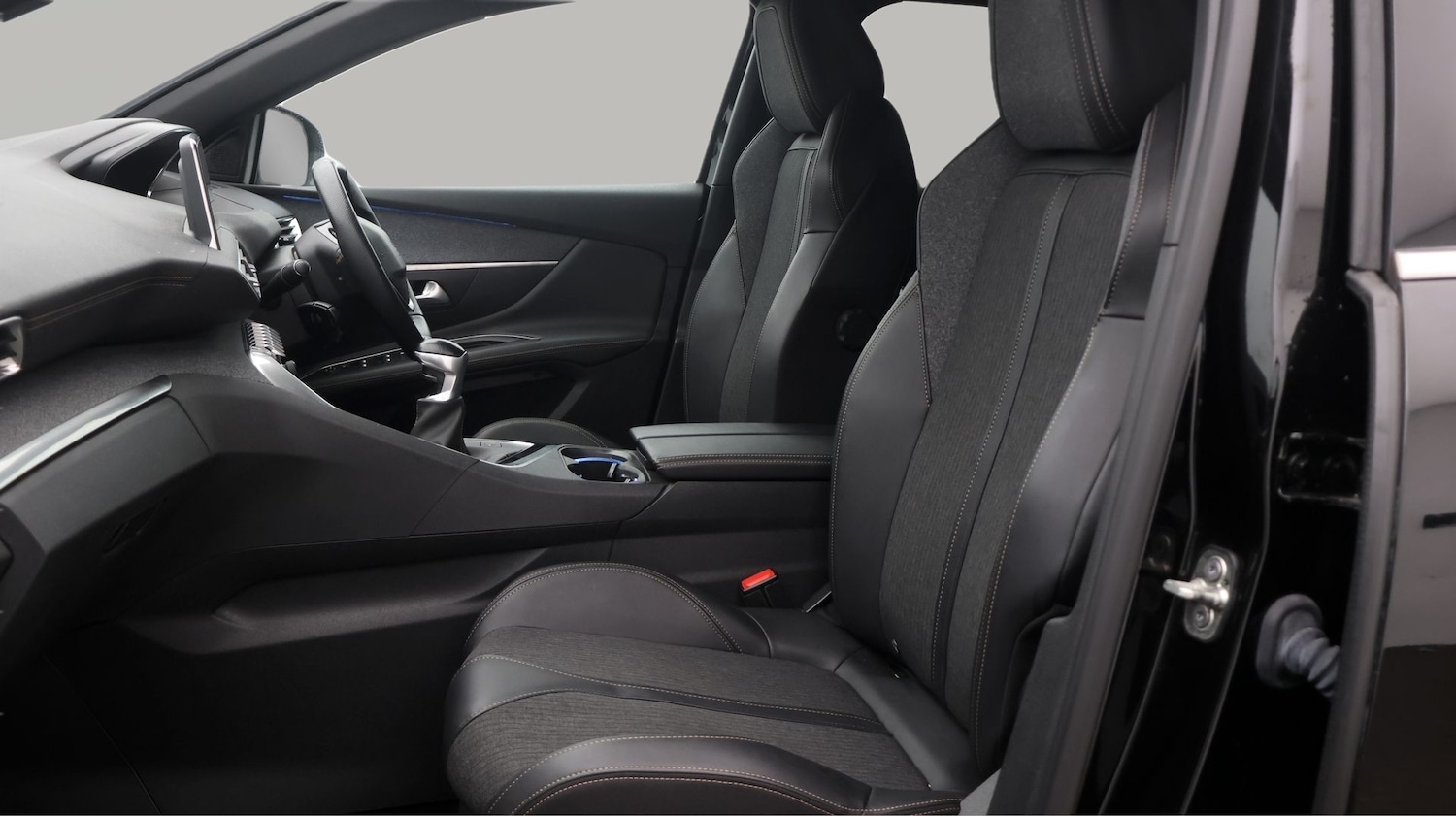 Used Peugeot 3008 2019 for sale - 77652434: Photo 14