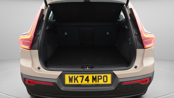 Used Volvo XC40 2024 for sale - 75646995: Photo 18