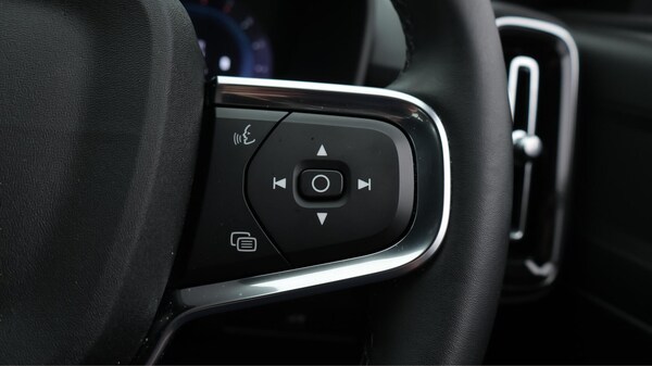 Used Volvo XC40 2024 for sale - 75646995: Photo 26