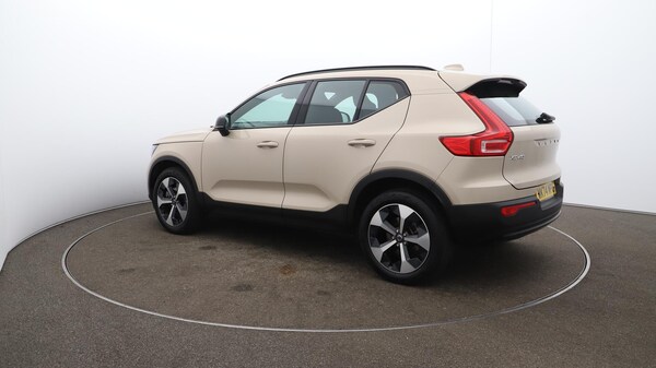 Used Volvo XC40 2024 for sale - 75646995: Photo 37